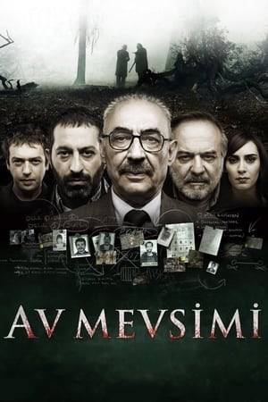Veteran homicide cop Fermanand his hot-headed partner İdris team up with rookie cop and anthropology major Hasan to investigate the murder of a young woman. The suspects include her conservative family, who might have killed her for honor, her drug-dealing boyfriend and aged billionaire Battal who had taken the victim as his second wife.