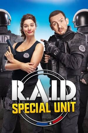 The story of a woman who dreams to join an intervention group in the police department called RAID. Unfortunately, she is rather clumsy and both her family (and soon to be family-in-law) and a veteran of the RAID do not approve. However, Johanna is determined to prove them wrong.
