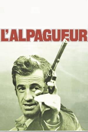 L'Alpagueur is a free-lance spy from the French secret agency. He's put on the investigation about L'epervier, a serial-killer who employs young boys to help him robbing banks before killing them.