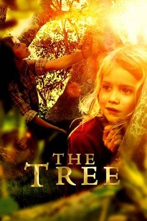 The O'Neills lived happily in their house in the Australian countryside. That was until one day fate struck blindly, taking the life of Peter, the father, leaving his grief-stricken wife Dawn alone with their four children. Among them, eight-year-old Simone denies this reality. She is persuaded that her father still lives in the giant fig tree growing near their house and speaks to her through its leaves. But the tree becomes more and more invasive and threatens the house. It must be felled. Of course, Simone won't allow it.
