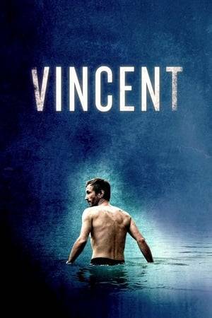 Vincent has an extraordinary ability: his strength and reflexes increase tenfold when in contact with water. To make full use of this gift, he settles in a region with many lakes and rivers, which is isolated enough to allow him to live a peaceful life. Then, one day, during an aquatic escapade, he encounters Lucie.