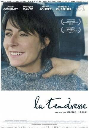 This is the first film by Hänsel based entirely on her own script and gives a wise and loving significance to the concept of personal and anecdotal. With beautiful leading roles by Canto as mother and Gourmet as her ex. Together, they drive to a ski resort to fetch their son, a ski instructor with a broken leg.