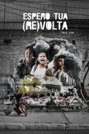 When numerous schools in São Paulo were slated to be closed in 2015 as a result of the worsening socio-political crisis, students occupied more than a thousand public buildings in an unprecedented act of self-empowerment. Filmmaker Eliza Capai shows the development of the many-voiced protests, using news excerpts, self-conducted interviews and recordings made with activists’ own cell phone cameras. From the first demonstrations in 2013 and continuing all the way to the election of the extreme right-wing presidential Jair Bolsonaro in 2018, Capai’s highly political work becomes more and more relevant with each passing day.