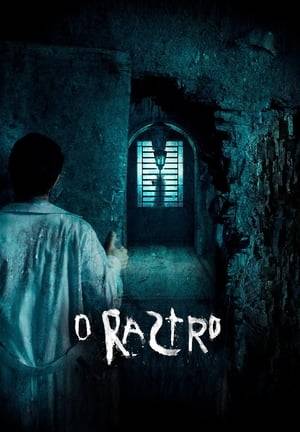 A young physician coordinating the transfer of patients between state-run hospitals in the city of Rio de Janeiro struggles with a mystery: a patient goes missing one night and completely disappears from the system. As the doctor attempts to find out the truth, he slowly loses his sense of reality.