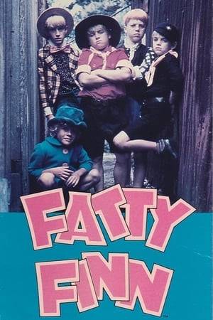 The 10-year-old Hubert Finn, known as "Fatty", lived in poor conditions in Australia in the 1930s. He and his friends stick together as they often have to defend themselves against the villain Bomer and his gang. Fatty wants a detector radio, but can't afford it. He has to raise money for it within a week, otherwise he won't get the radio ...