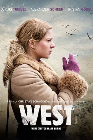 East Germany. Summer, late 70's. Three years after her boyfriend Wassilij's apparent death, Nelly Senff decides to escape from behind the Berlin wall with her son Alexej, leaving her traumatic memories and past behind. Pretending to marry a West German, she crosses the border to start a new life in the West. But soon her past starts to haunt her as the Allied Secret Service begin to question Wassilij's mysterious disappearance. Is he still alive? Was he a spy? Plagued by her past and fraught with paranoia, Nelly is forced to choose between discovering the truth about her former lover and her hopes for a better tomorrow.