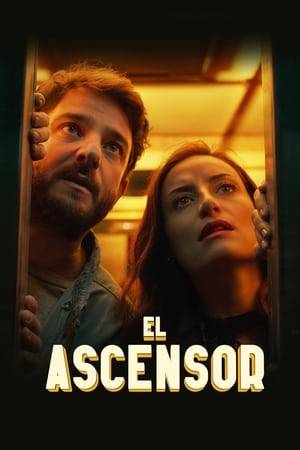 On their fifth wedding anniversary, Sitio and Ana start arguing inside an elevator that keeps opening in their same floor. Emotionally and physically trapped, the two will have to work together to find a way out.