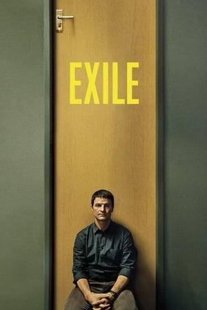 Exil tells the story of a chemical engineer of foreign origin who feels discriminated and bullied at work, plunging him into an identity crisis.