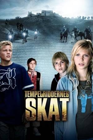 Danish brilliant pre-teen student Nis uses his summer holiday to learn Latin so he can properly study the Knights Templar inheritance on Bjornholm island from sources. His friends Mathias, a dumb jock, and Kathrine, who only comes to spend time wear her dad, who really wanted a boy, prefer childish fun, but get dragged in his quest for a treasure. Mats's strength, Kathrine's connections and even Nis's bratty kid sister's blunt remarks contribute to find out about two brotherhoods, heirs of 12th century factions in the Templar order and deal with danger.