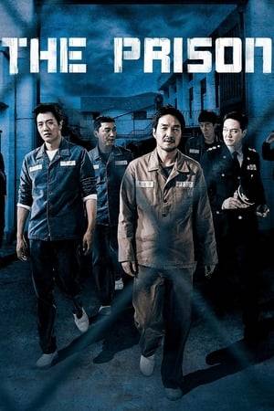 An imprisoned ex-police inspector discovers that the entire penitentiary is controlled by an inmate running a crime syndicate and becomes part of the crime empire.